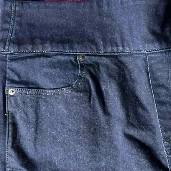 Spanx Jeans Bootcut High Rise Blue Slim Signature Waist Back Zip Size 32 - Picture 3 of 5